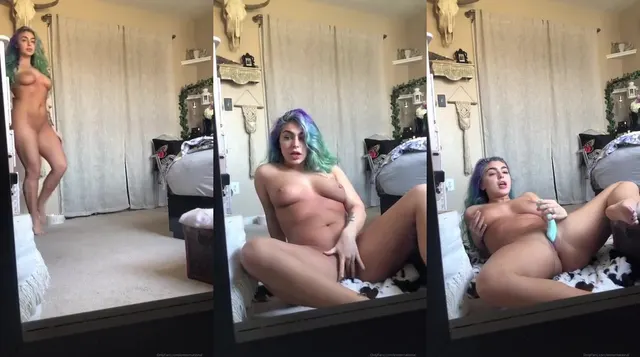 Emily Rinaudo Dildo Mastrubation Onlyfans Video