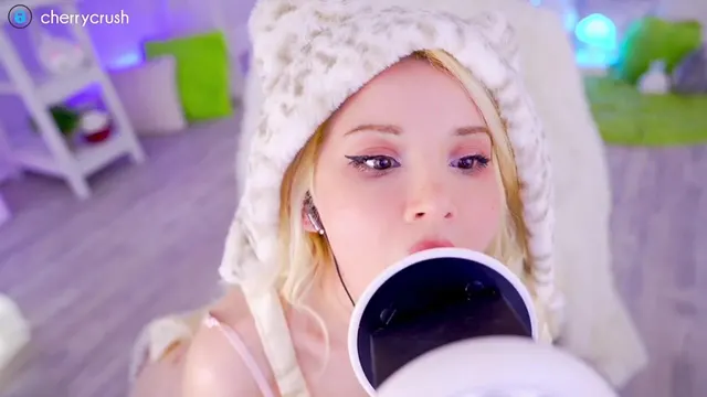 Cherry Crush ASMR Pussy Rubbing And Dirty Talking Video Leaked