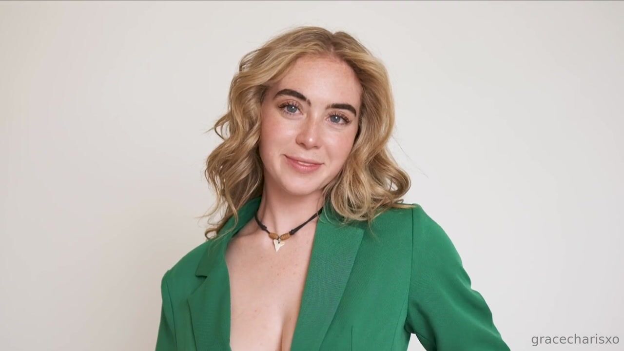 Grace Charis Topless Teasing OnlyFans Video Leaked