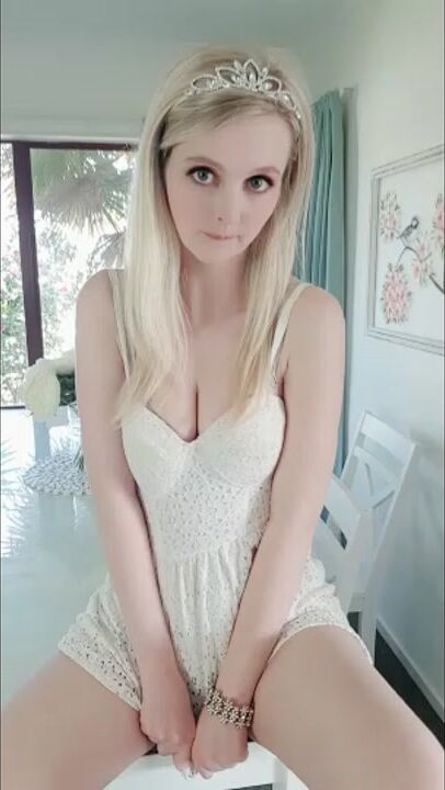 Mikomin Princess Cosplay Teasing Video Leaked