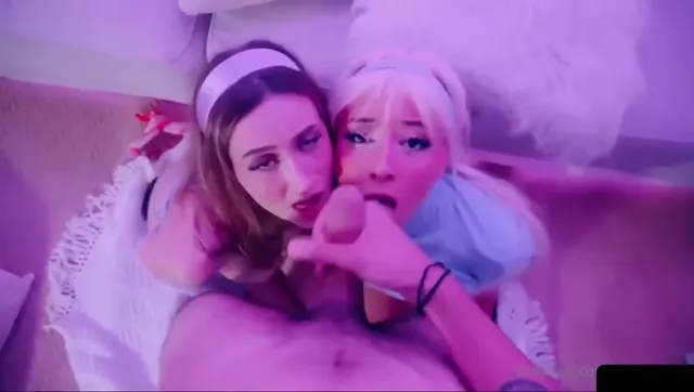 Waifumiia Bronwin Aurora Double Blowjob Cumshot OnlyFans Video