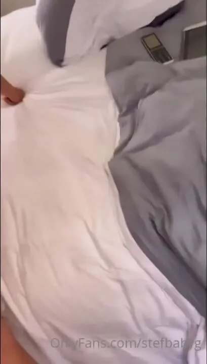 Stefanie Knight Nude Bedroom Sex Tape Video Leaked
