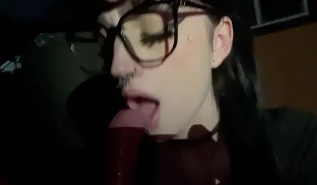 Pierced Goth Girl Spitreligion Gives A Blowjob Outdoors