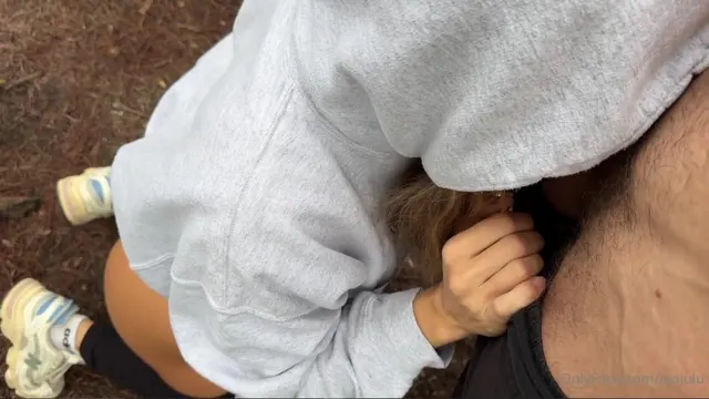 Leolulu's Wild Forest Sex Encounter