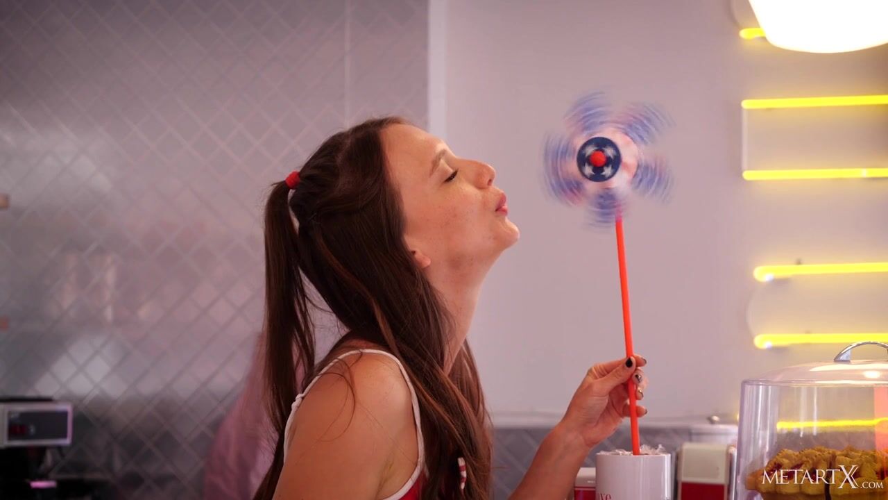 Izzy Lush's Teen Masturbation in a Diner