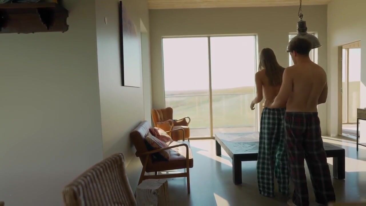 Anna Ralphs' Steamy Vacation Morning Encounter