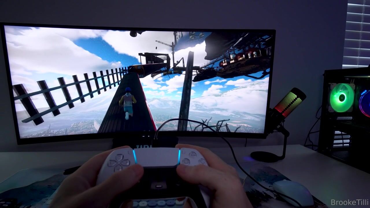 Brooketilli's VR Thrill: Dick and Dildo Action