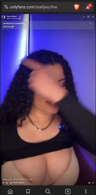 SiarlyXO's Live Dildo Play Session