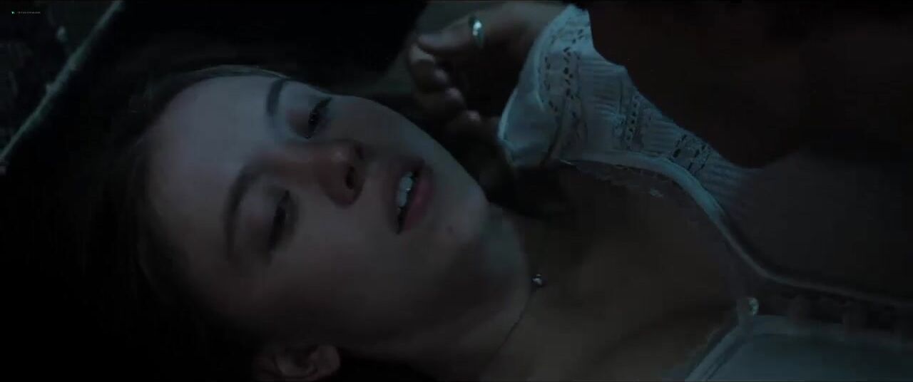 Sydney Sweeney's Steamy Quickie on the Floor