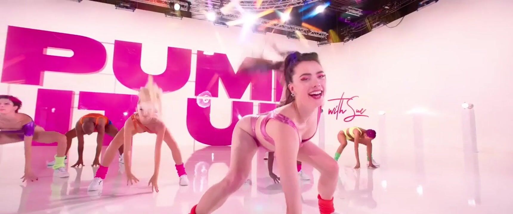 Margaret Qualley's Erotic Dance in Sexy Outfit