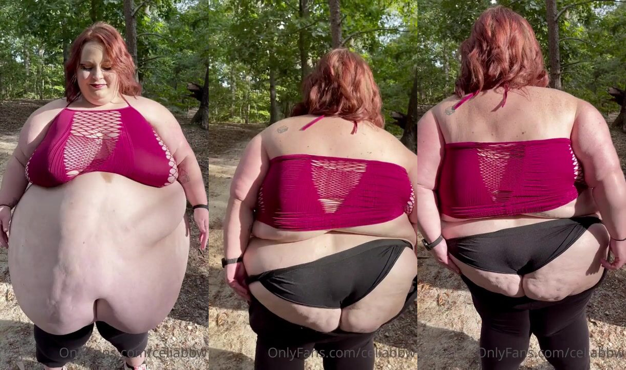 BBW Celiabbw Smacks Her Booty in the Forest