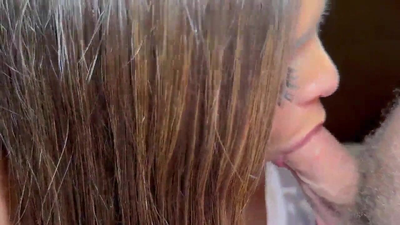 Graciebon's Intense Backshots and Cumshot Scene