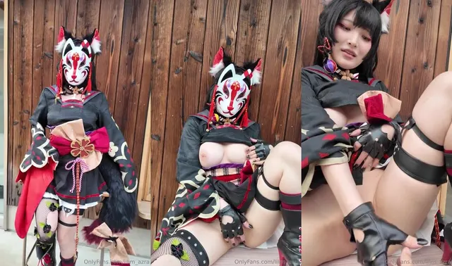 Komachi Masturbates in Kosaka Wakamo Cosplay Outdoors