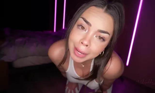Urlilgoddess Enjoys BBC Creampie Action