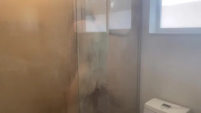 Sushia in Steamy Shower Standing Sex Scene