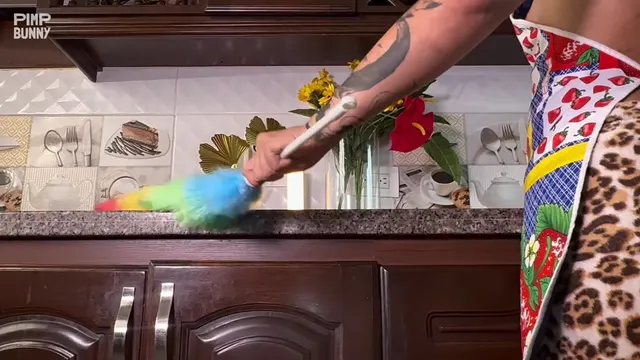 Giantess Maid Shrinks You: Vero Roller 4K