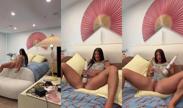 Ari Kytsya's Dildo and Vibrator Masturbation Session