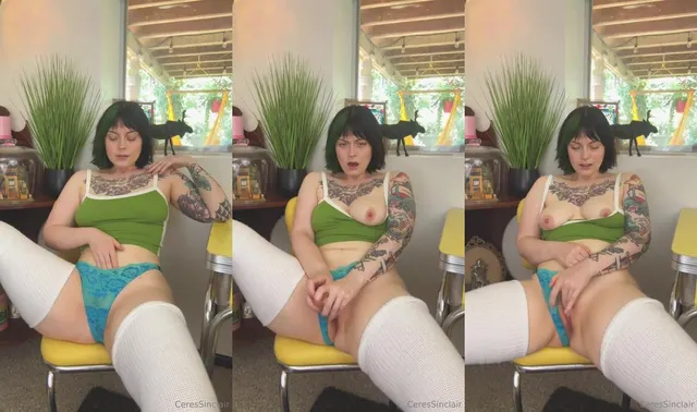 Ceres Sinclair's Intense Masturbation with Glass Dildo