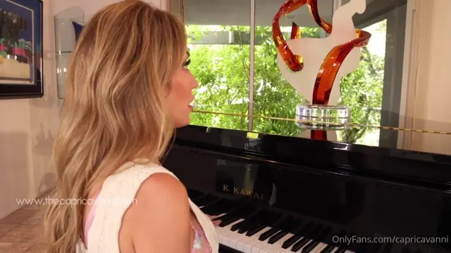 Capri Cavanni's Blowjob After Piano Session