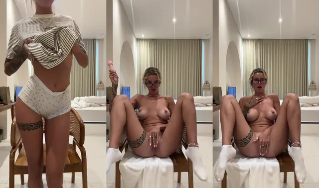 Indieegold's Squirting Masturbation on a Chair Solo