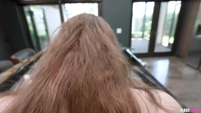 Curvy Lilibet_silllly Gets Creampie in Her Pink Pussy