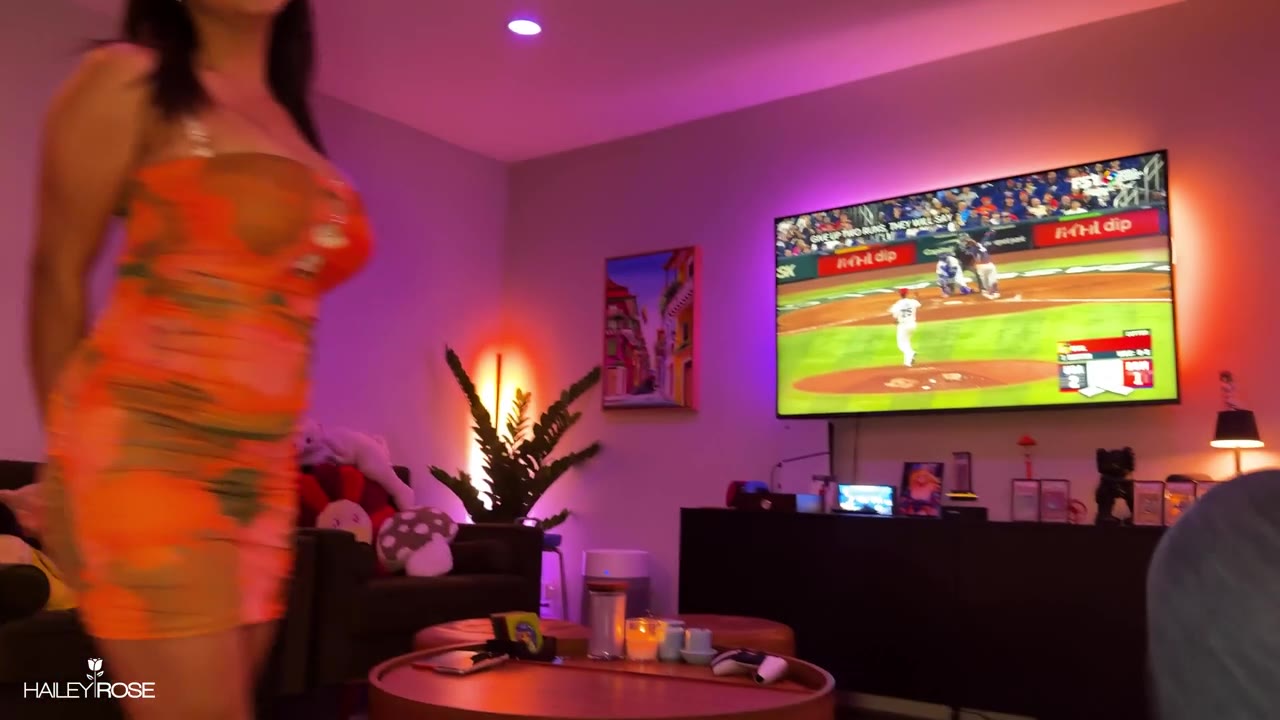 Hailey Rose & DjSakuraaaa's Hot Threesome