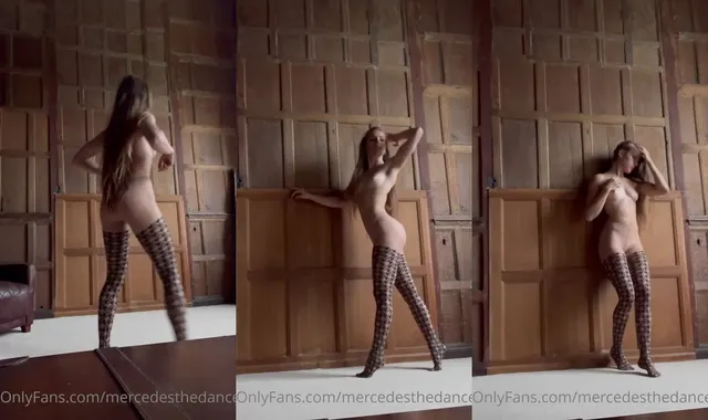 Mercedesthedancer posiert beim Nackt-Fotoshooting
