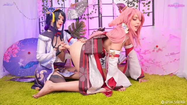 Purple Bitch And Sia Siberia Anal Play And Threesome Sex