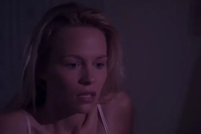 Pamela Anderson fa sesso in cima