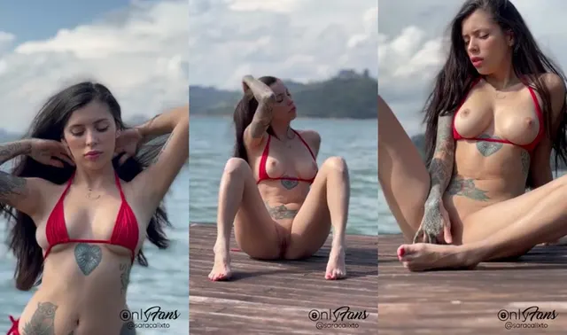 Sara Calixto si tocca una zattera