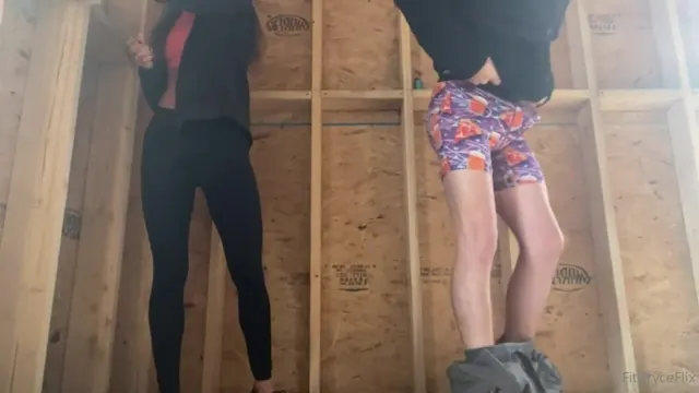 Bryce Adams fickt drei Typen auf der Baustelle