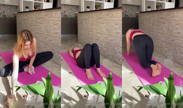 Aven Turinex fa yoga a piedi nudi