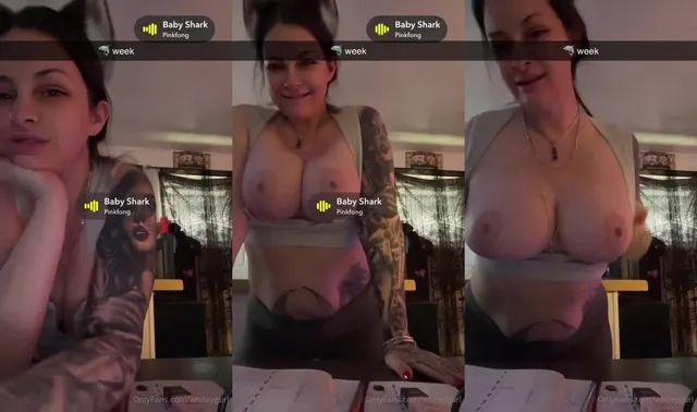 Whiteygurl schüttelt ihren Arsch und zeigt ihre Titten