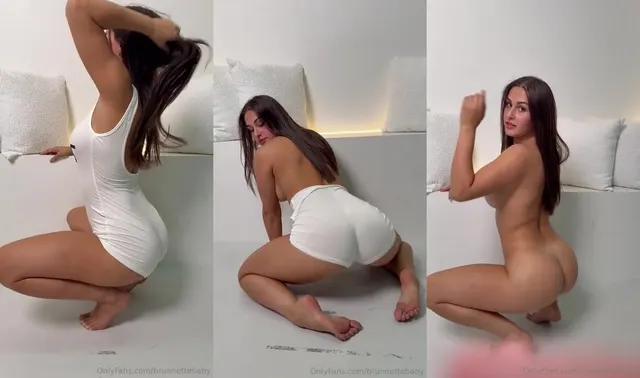 Brunnettebaby twerkt ihren Arsch im Takt