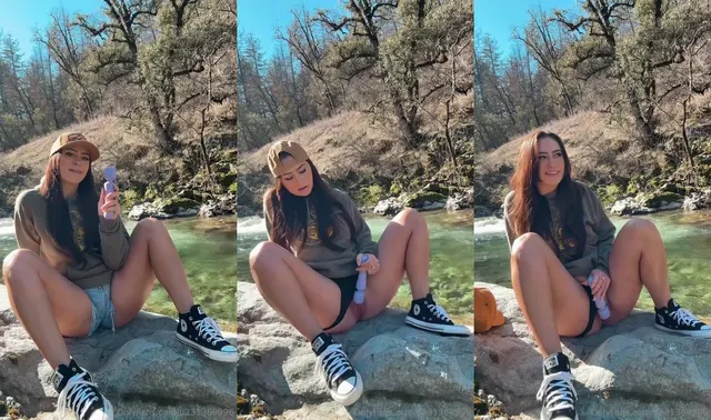 Fitlittlebrat Vibrates Her Pussy Outside