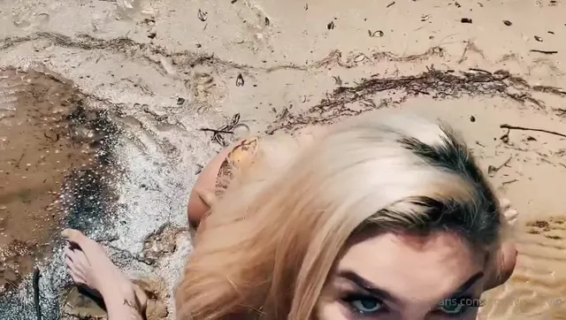 Emily Rinaudo Onlyfans POV-Blowjob-Cumshot-Video durchgesickert
